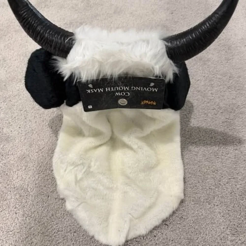 NEW Cow Head Moving Mouth Halloween Mask Prop
